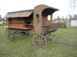 A book wagon, circa 1920 (courtesy libraryhistorybuff.com)